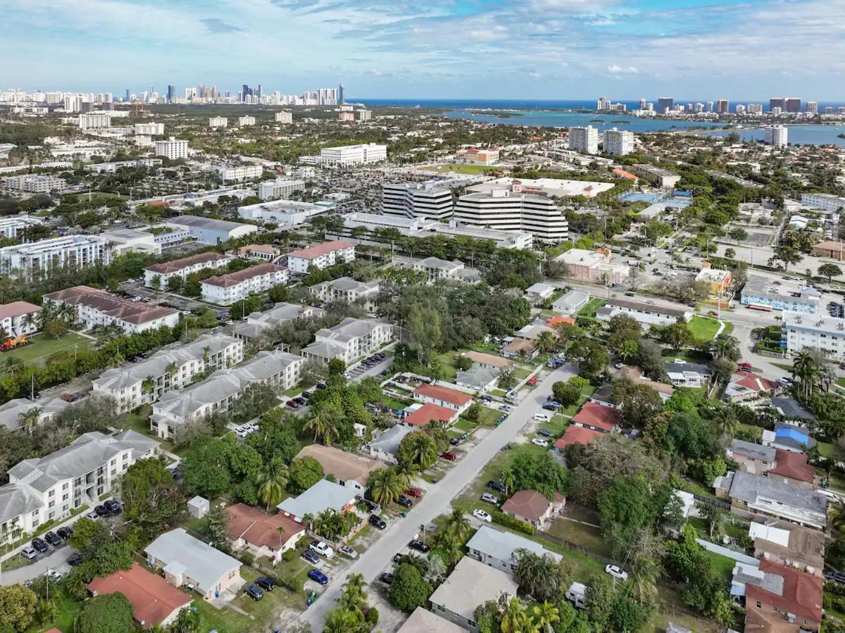 Renovu Premium House In Miami Apartment Luaran gambar